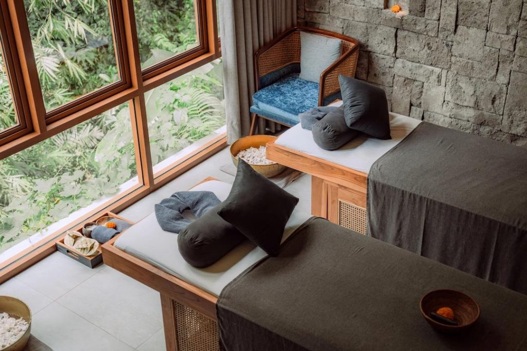 Benefits of Choosing Body Massage at Home Bangalore